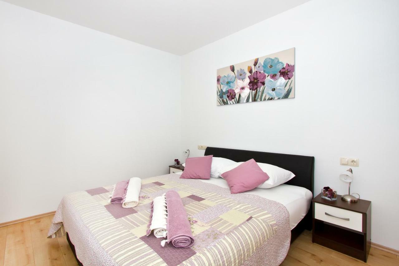 Villa Omis Michy - Family House For Big And Small Groups Esterno foto