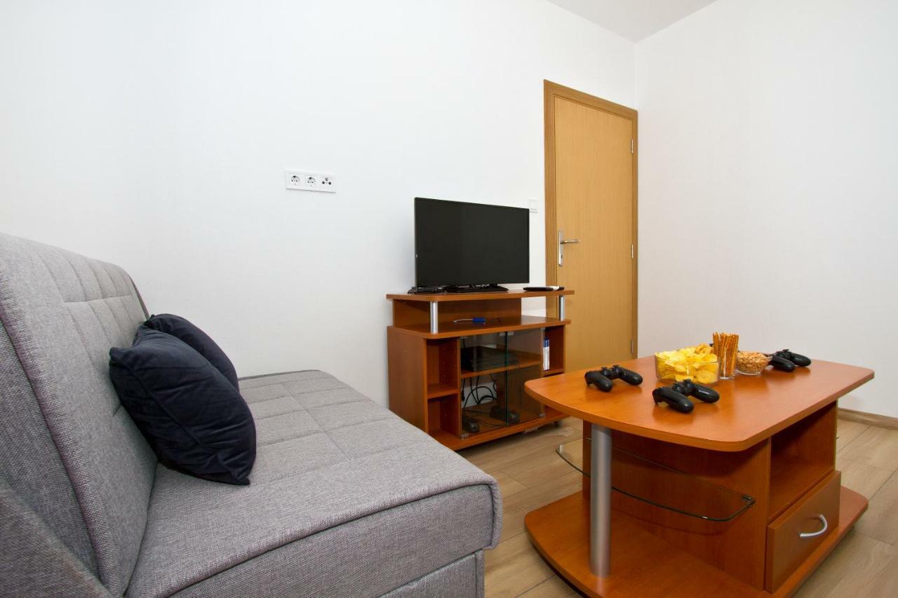 Villa Omis Michy - Family House For Big And Small Groups Esterno foto