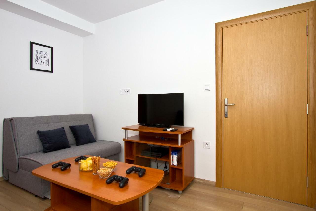 Villa Omis Michy - Family House For Big And Small Groups Esterno foto